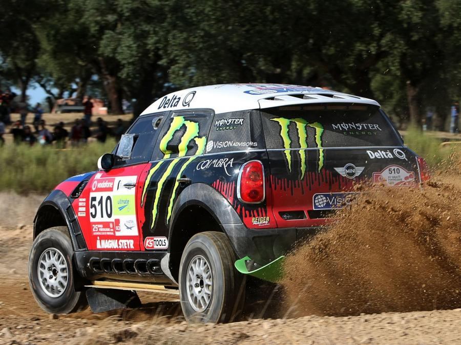  Mini Cooper Countryman All4 Racing 2011 года  (фото 26 из 30)